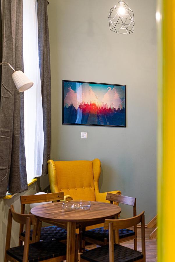 La Bella - Entire Apartment Near Gozsdu Udvar ブダペスト エクステリア 写真